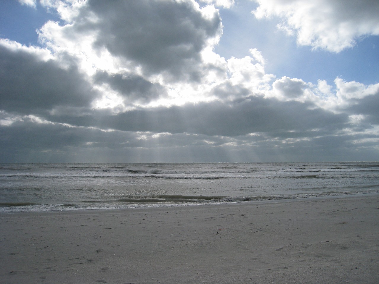 Vacation 2007-12 - Sanibel Island 0067.jpg - Our vacation for 2007-08 to Florida included a side trip to Sanibel Island. The main attraction here is "shelling", known as "The Sanibel Stoop" named for people bending over to pick up shells. It was a cold and blustery day at best!